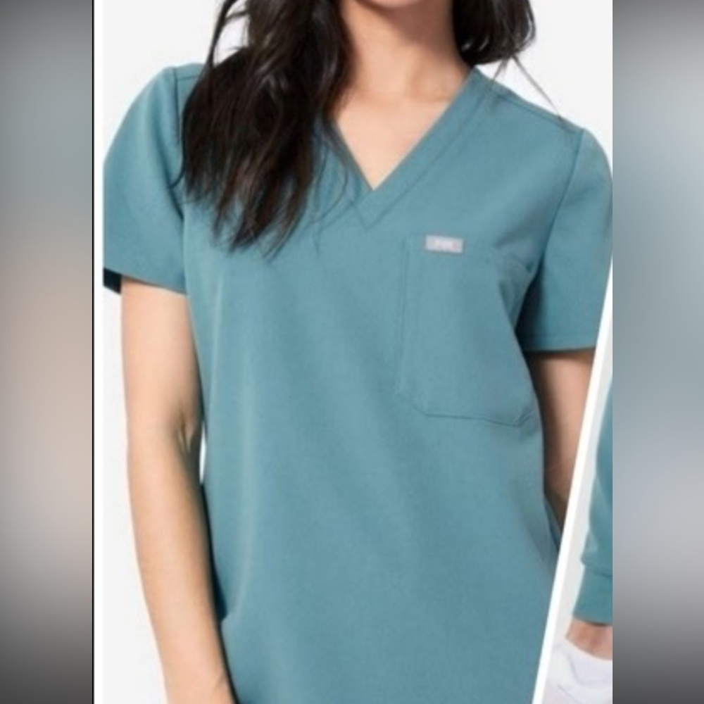 Figs Women's Top in Teal